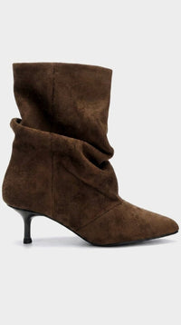 PLEATED SUEDE BOOTS POINTED HEEL